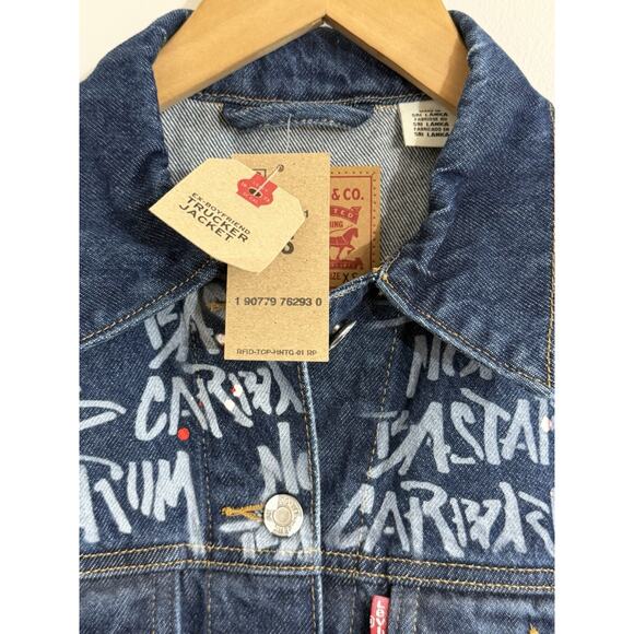 NEW Levis Limited Ed Handmaids Tale Ex-Boyfriend Denim Trucker Jean Jacket XS - Picture 3 of 7